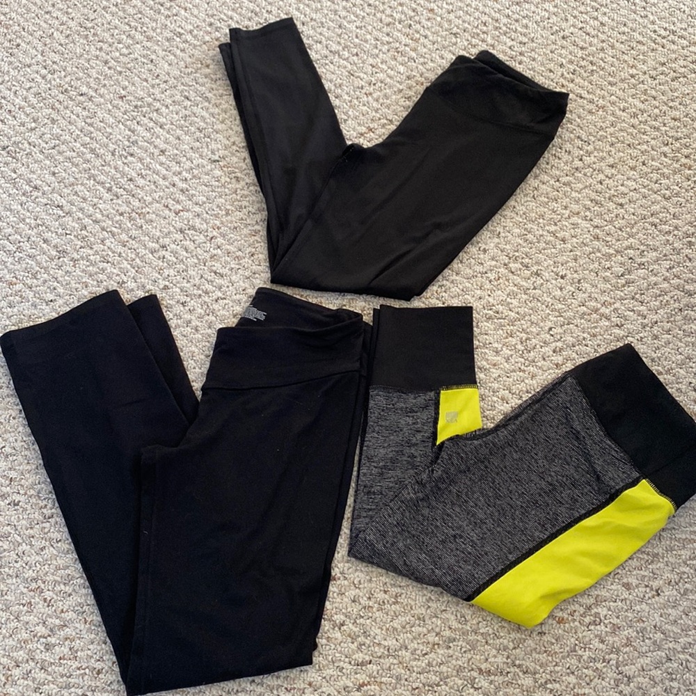 3 pairs of VS leggings
